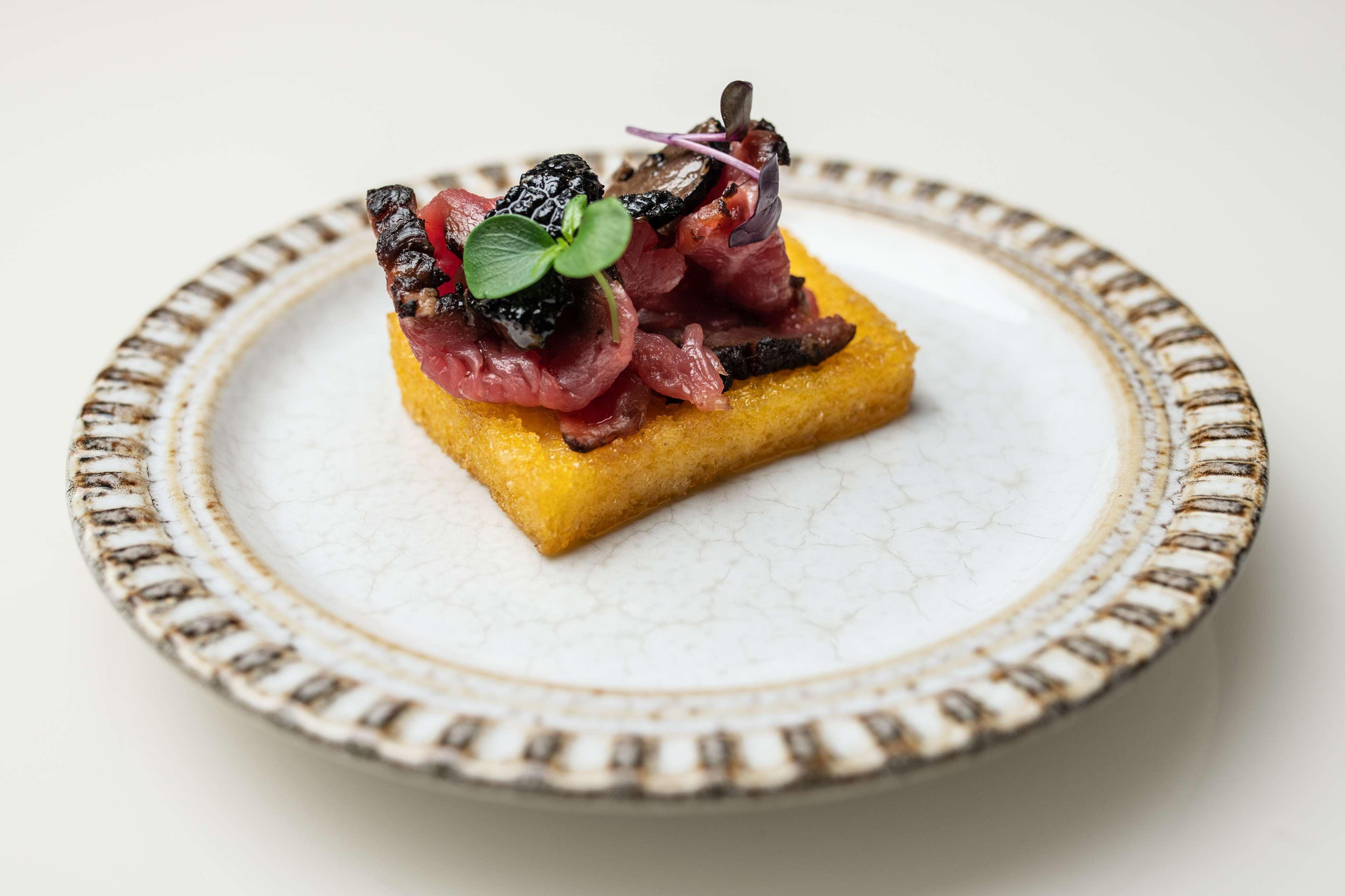 Radisson Collection Hotel, Palazzo Nani 威尼斯 外观 照片 A plate of polenta